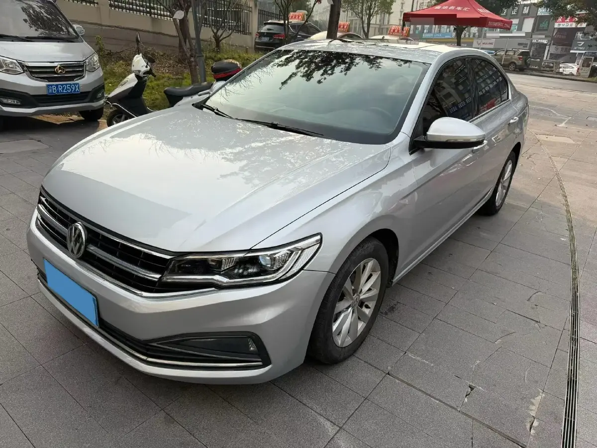 2020 Volkswagen Bora 1.5L 113HP L4 6AT
