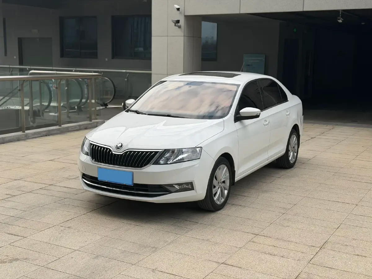 2019 SWM G01 1.5T 156HP L4 6AT