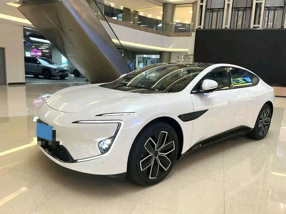 2025 Avatr 12 1.5T 156HP L4 REEV 39.05KWH