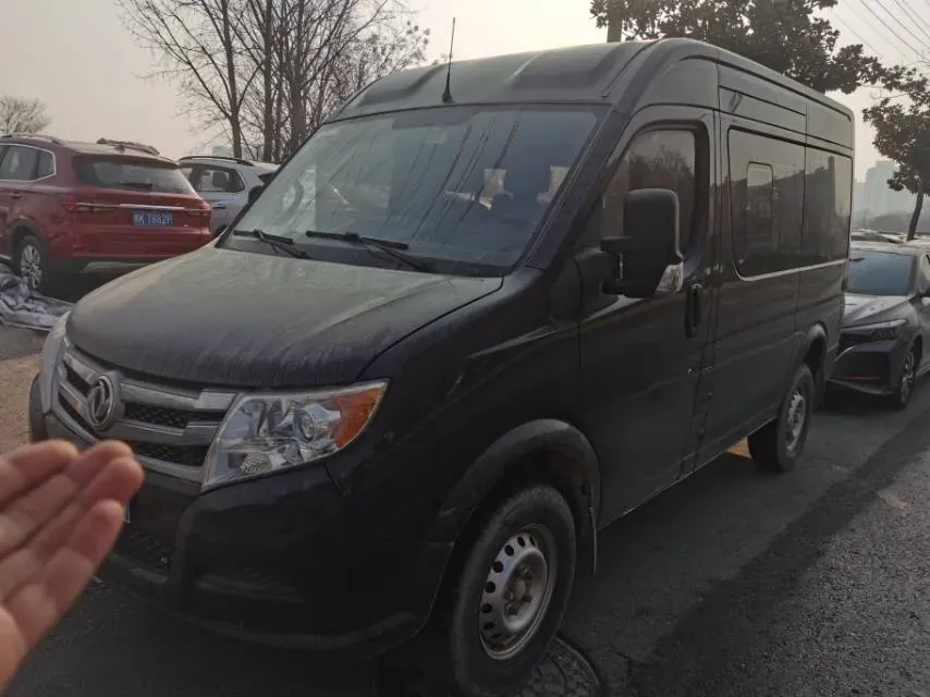 2019 JMC YuHu 5 2.0T 142HP L4 6MT,autocango,china used car exporter,china ev exporter,chinese used car exporter,chinese used ev exporter