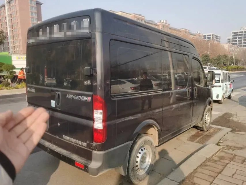 2019 JMC YuHu 5 2.0T 142HP L4 6MT,autocango,china used car exporter,china ev exporter,chinese used car exporter,chinese used ev exporter