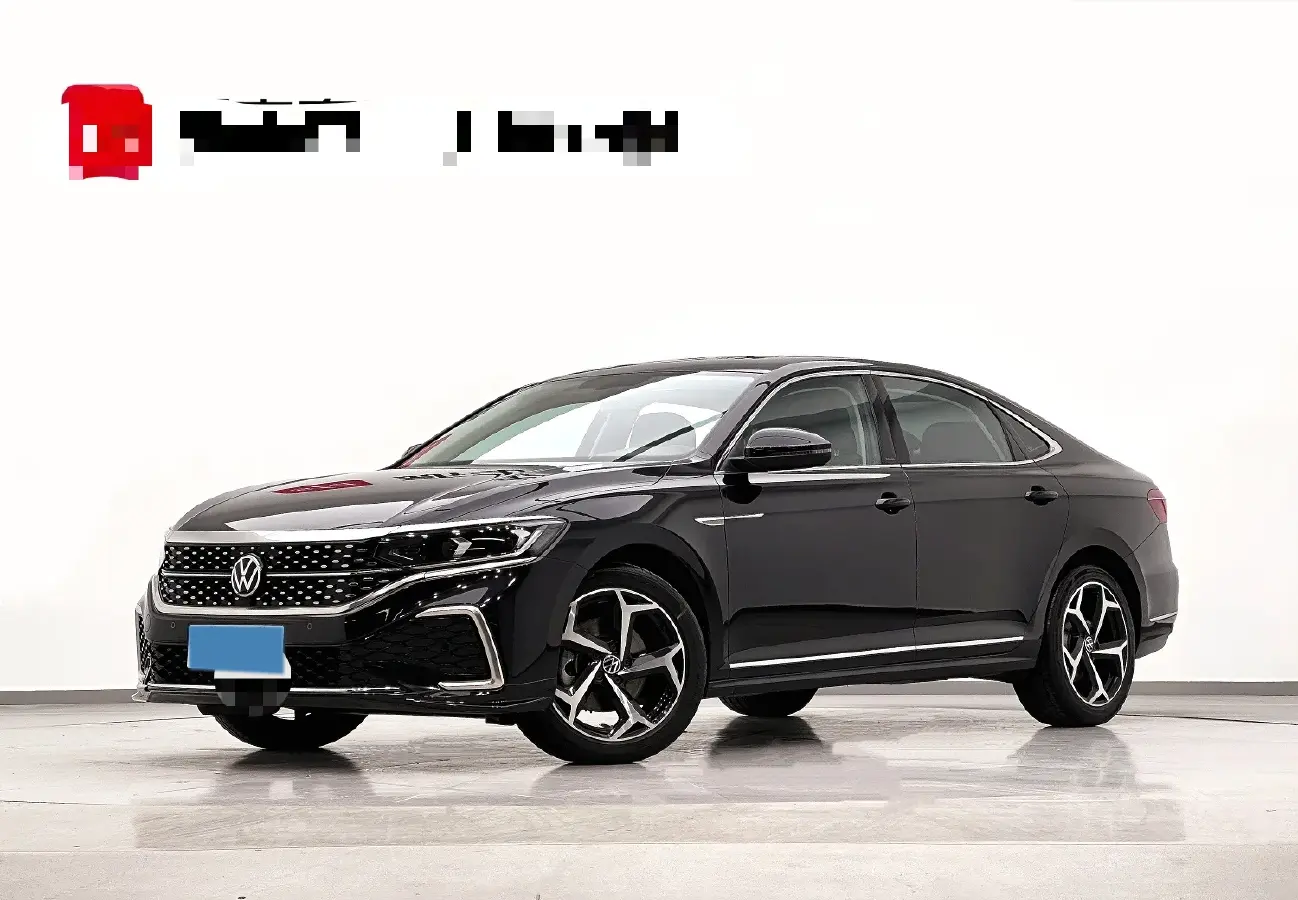 2025 Volkswagen Passat 2.0T 186HP L4 7DCT