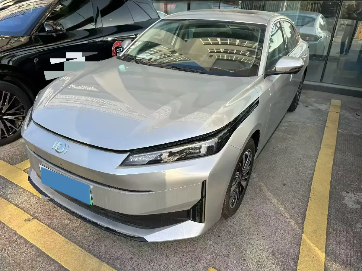 2024 ChangAn QiYuan A05 1.5L 110HP L4 E-CVT PHEV 18.99KWH