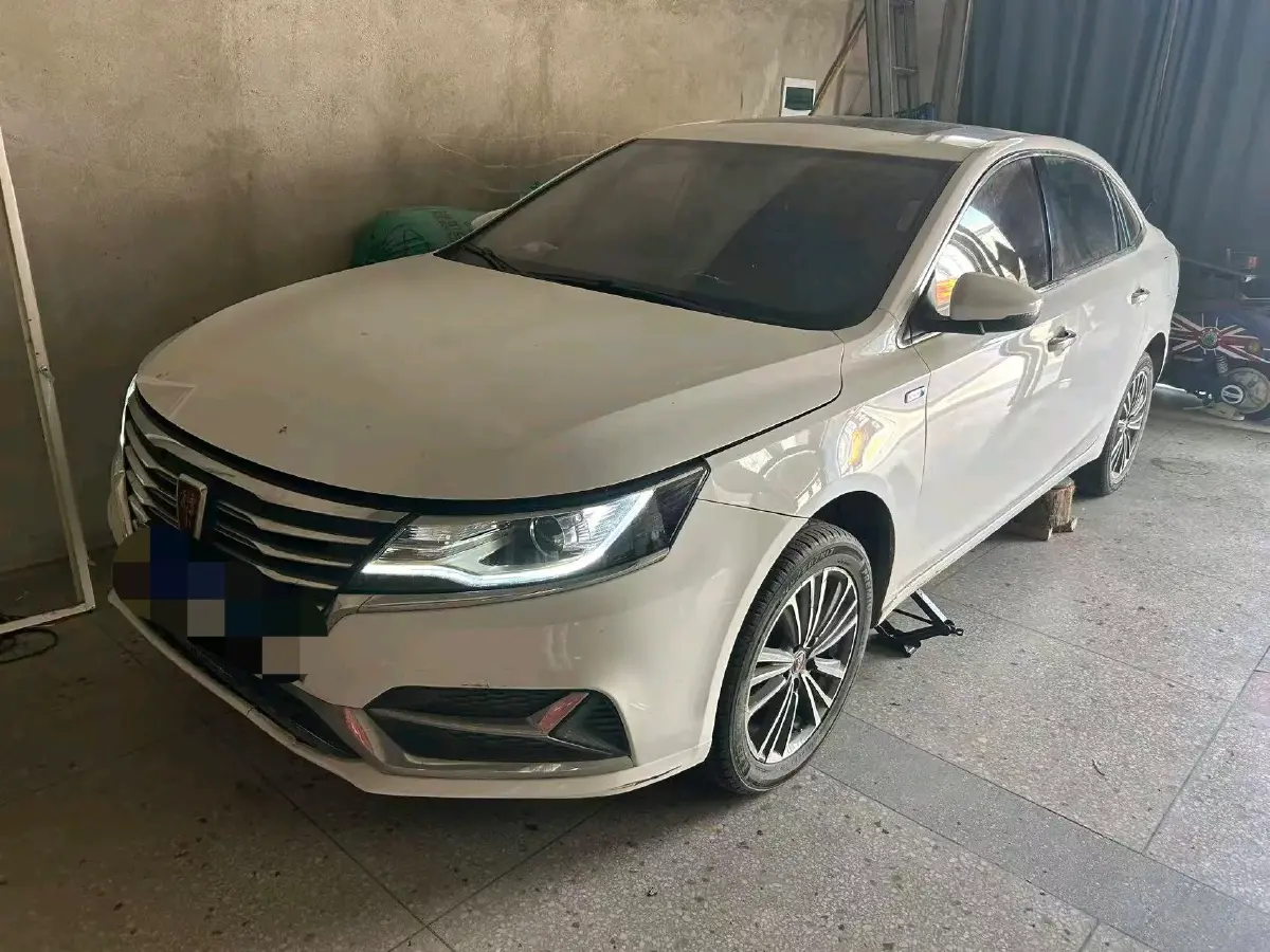 2020 Roewe i6 1.6L 125HP L4 CVT