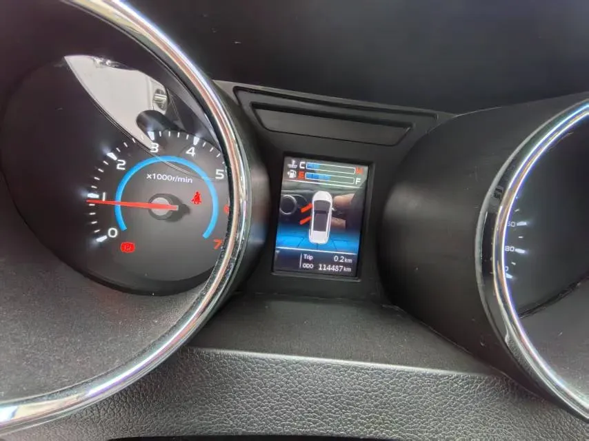 2017 LiFan XuanLang 1.8L 133HP L4 5MT,autocango,china used car exporter,china ev exporter,chinese used car exporter,chinese used ev exporter