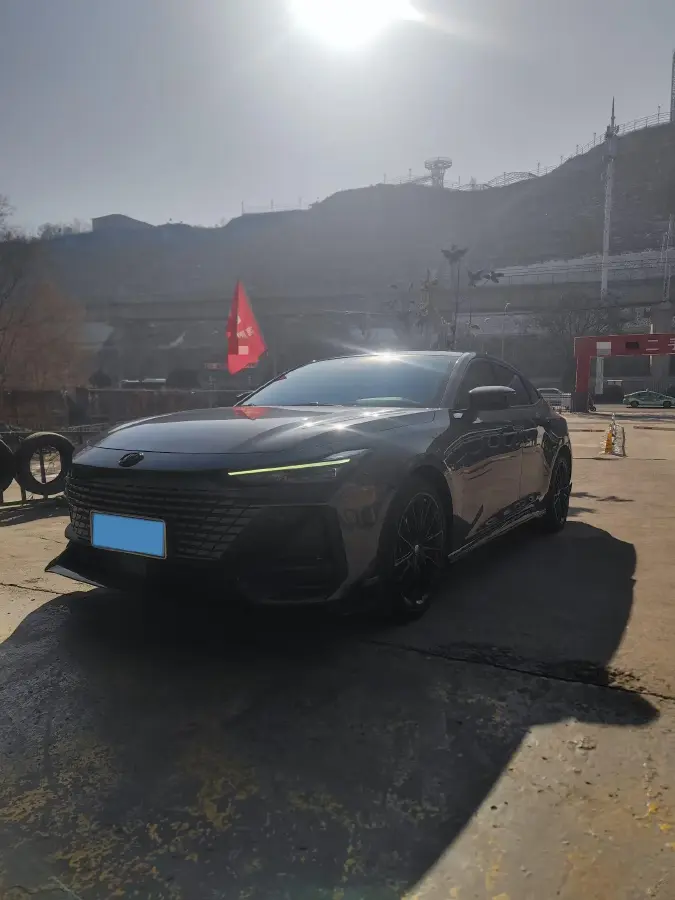 2022 ChangAn UNI-V 1.5T 188HP L4 7DCT