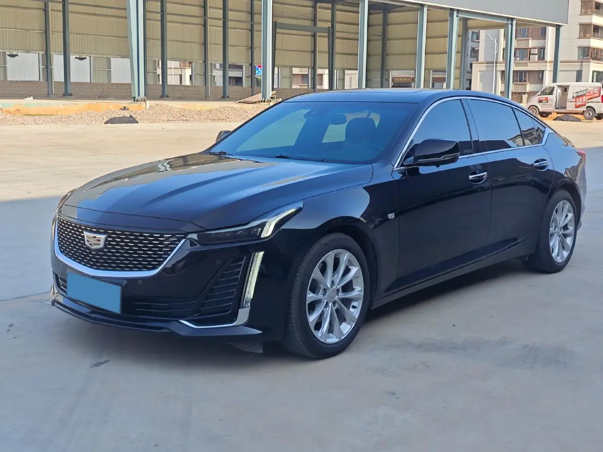 2023 Cadillac CT5 2.0T 237HP L4 10AT
