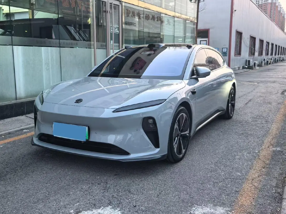 2024 NIO ET5T BEV 75KWH