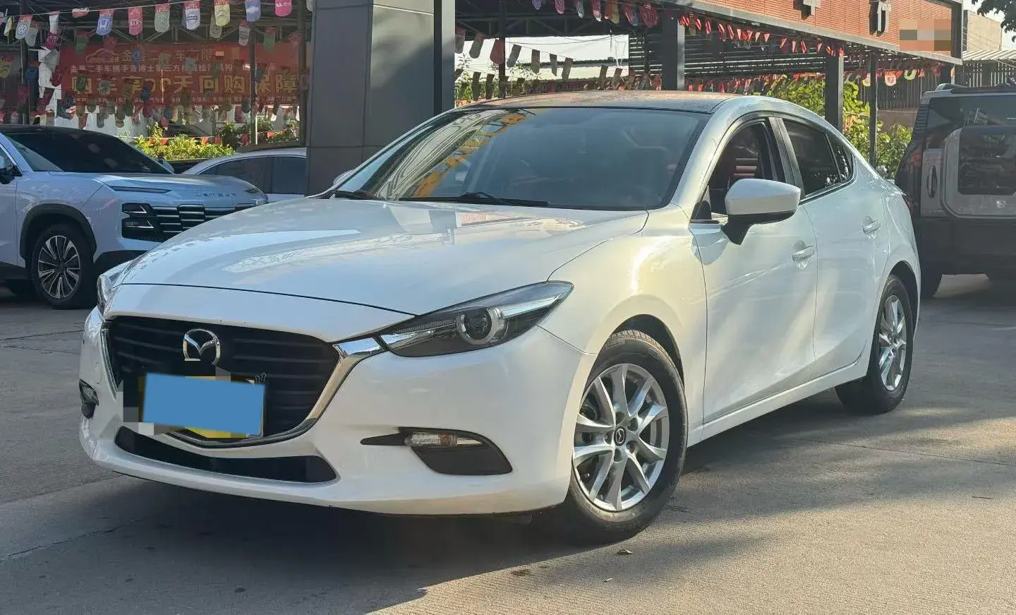 2017 Mazda 3 Axela 1.5L 117HP L4 6AT