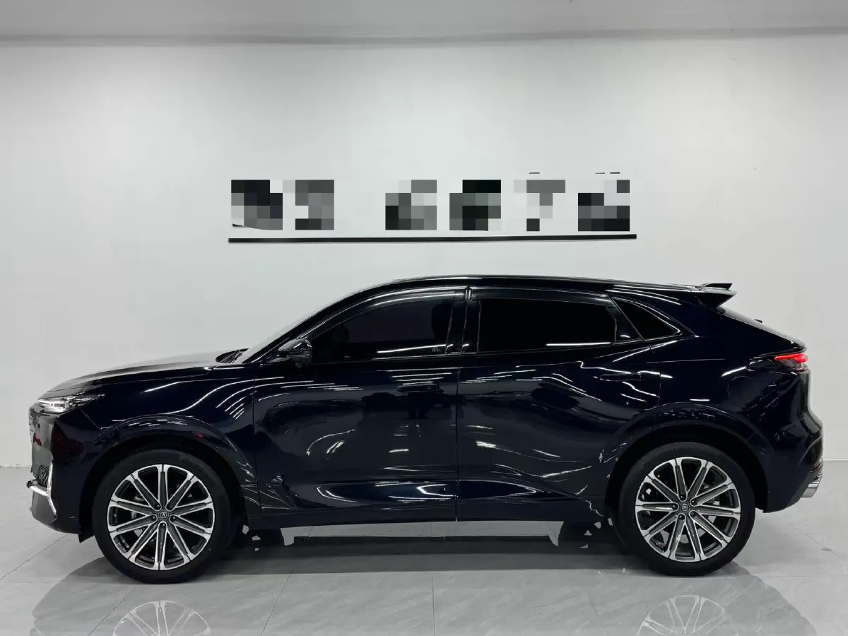 2021 ChangAn UNI-K 2.0T 233HP L4 8AT,autocango,china used car exporter,china ev exporter,chinese used car exporter,chinese used ev exporter