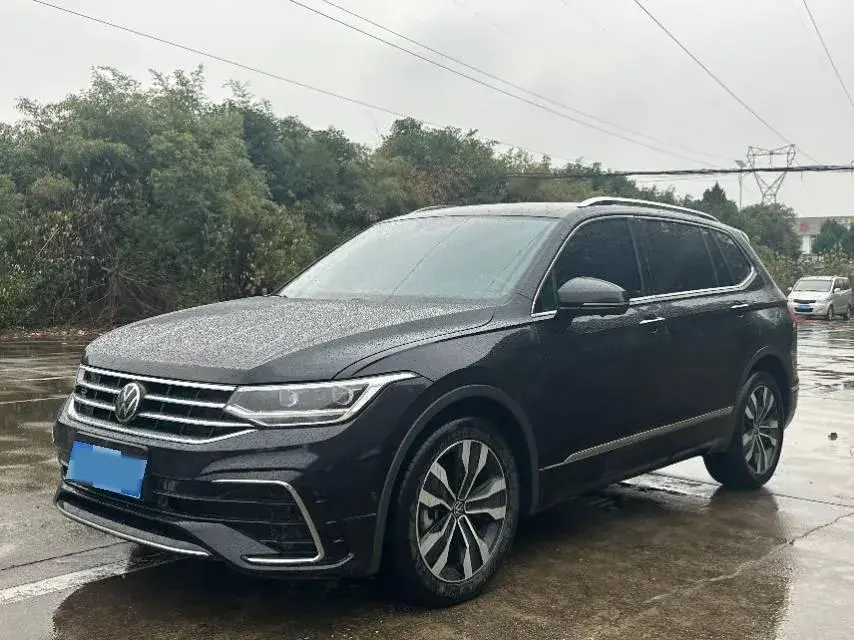 2024 Volkswagen Tiguan L 2.0T 186HP L4 7DCT