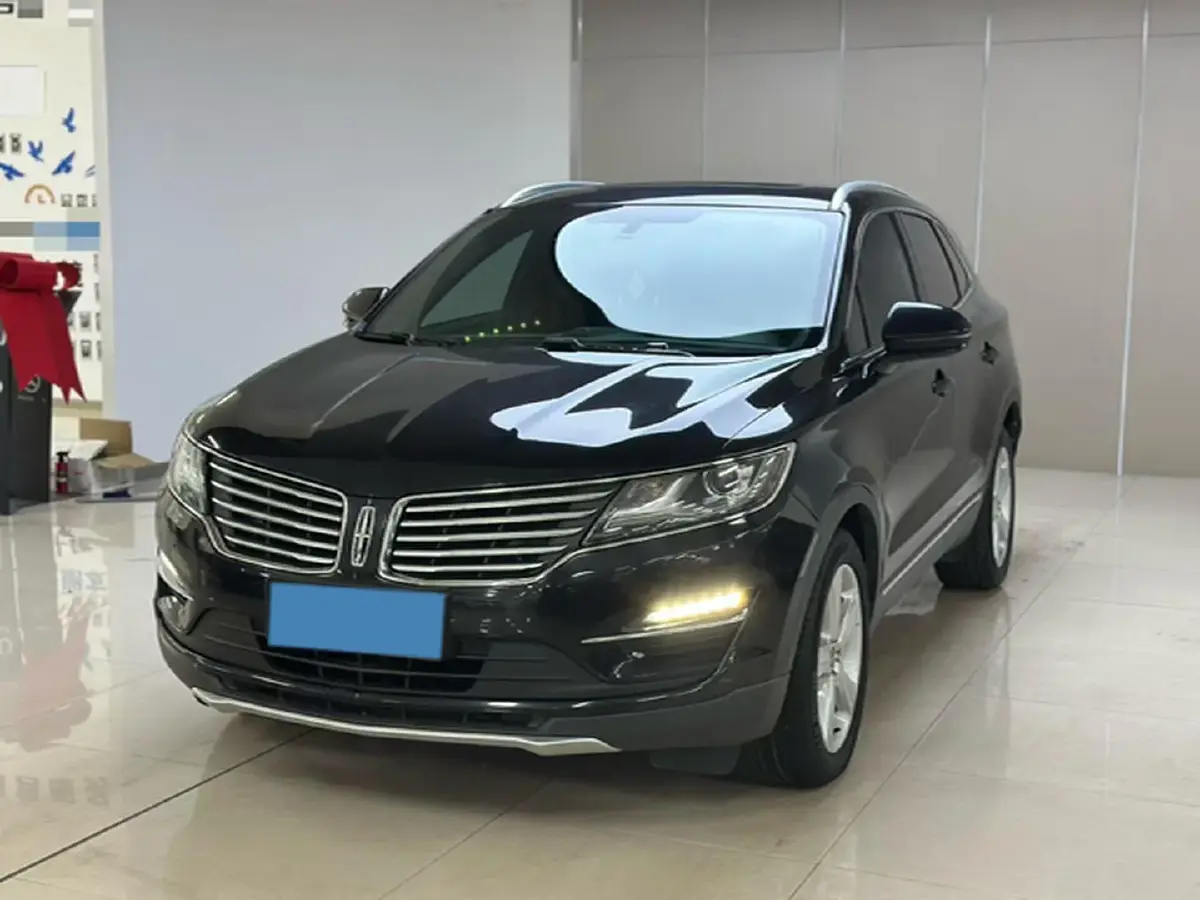 2017 Lincoln MKC 2.0T 203HP L4 6AT