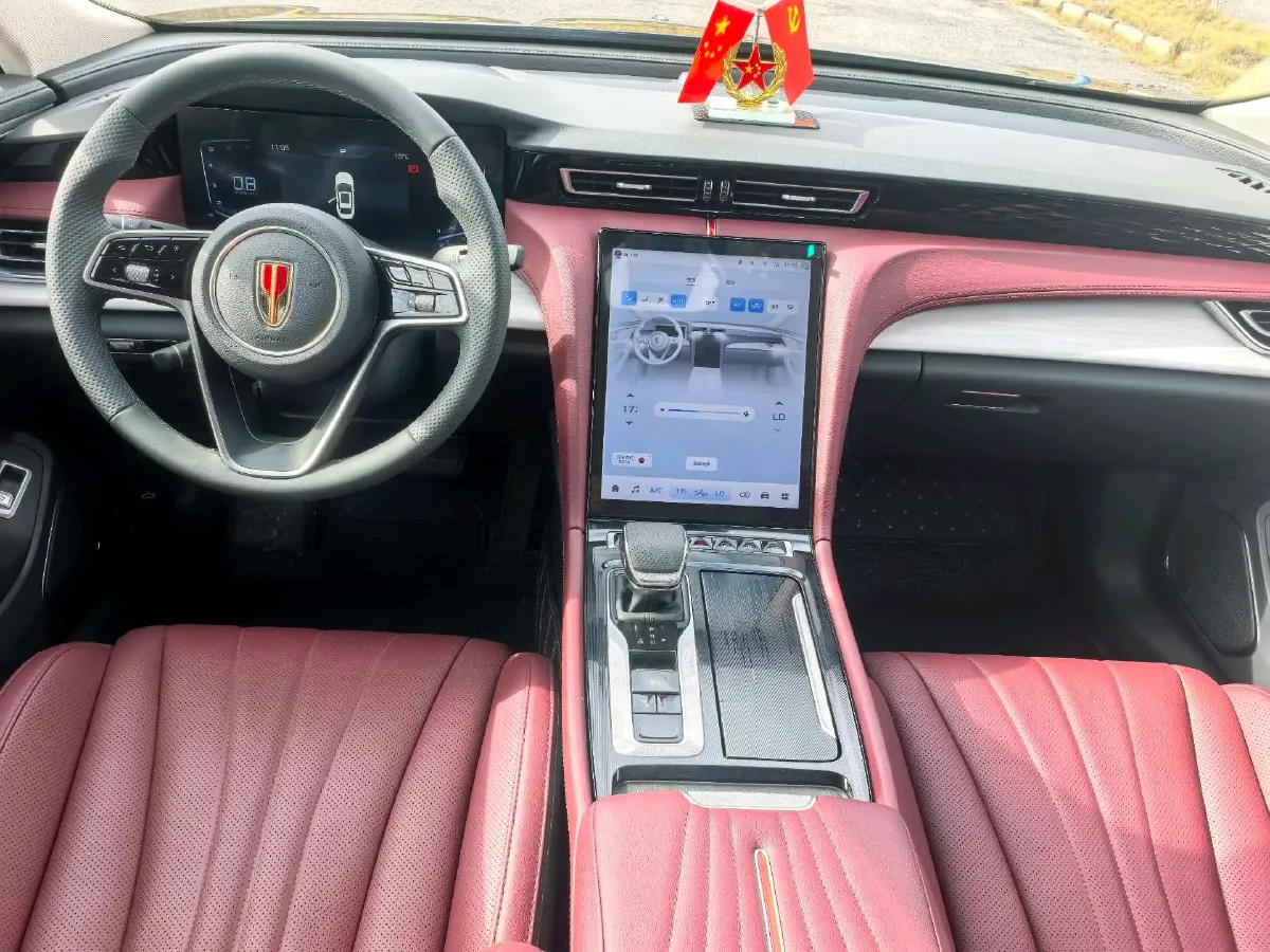 2025 HongQi H5 1.5T 169HP L4 7DCT,autocango,china used car exporter,china ev exporter,chinese used car exporter,chinese used ev exporter