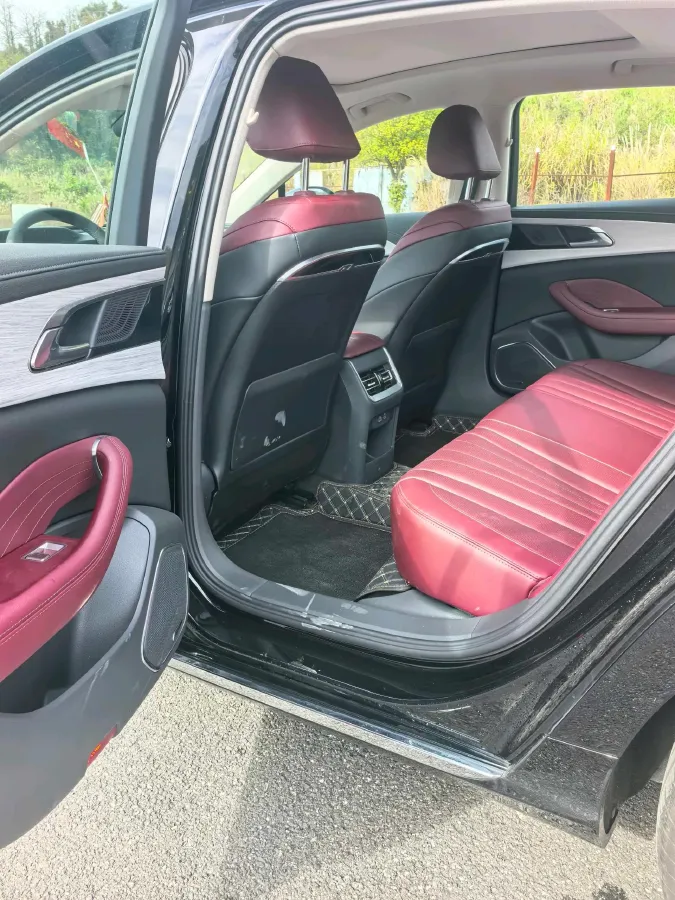 2025 HongQi H5 1.5T 169HP L4 7DCT,autocango,china used car exporter,china ev exporter,chinese used car exporter,chinese used ev exporter