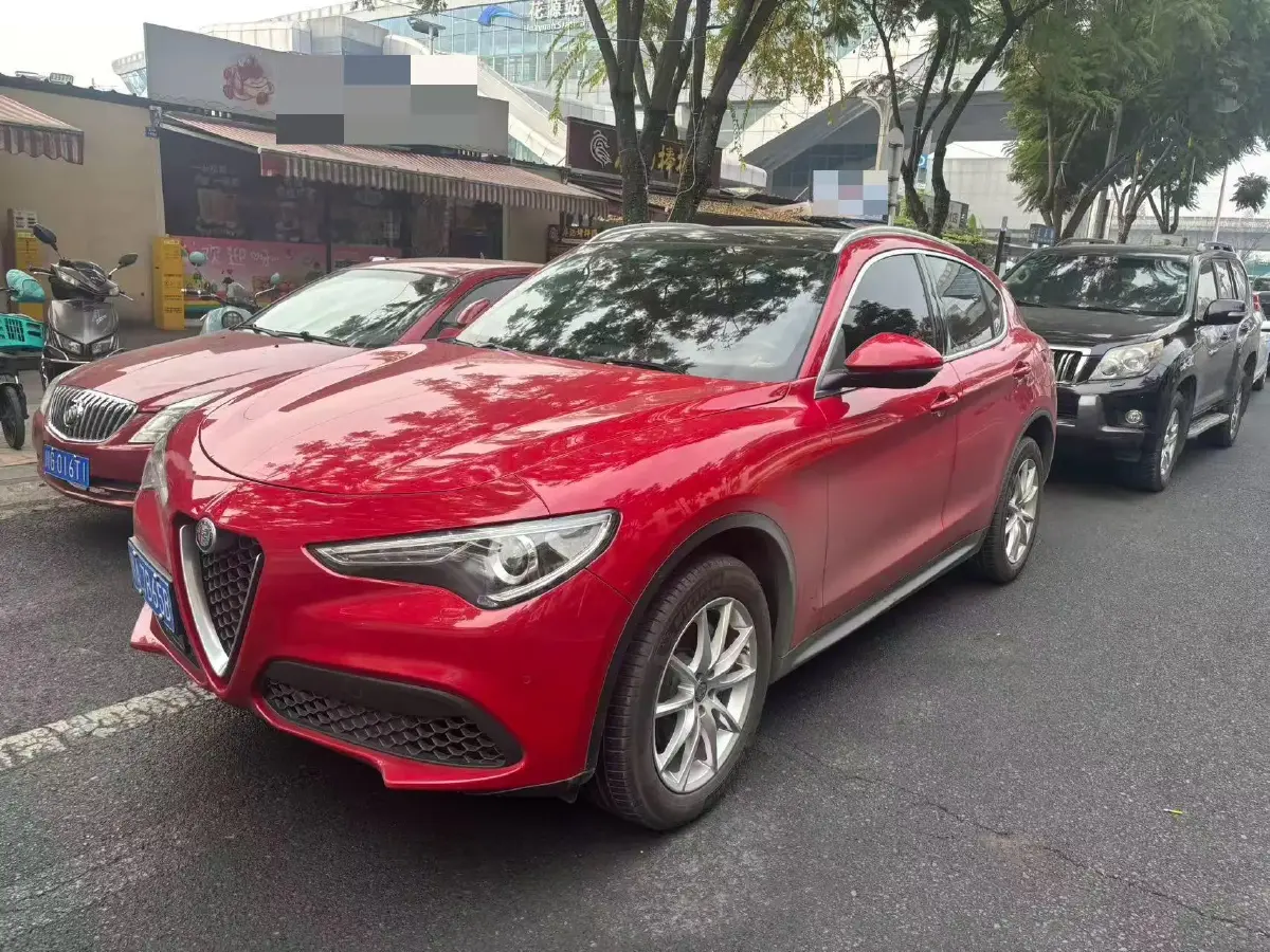 2020 Alfa Romeo Stelvio 2.0T 280HP L4 8AT