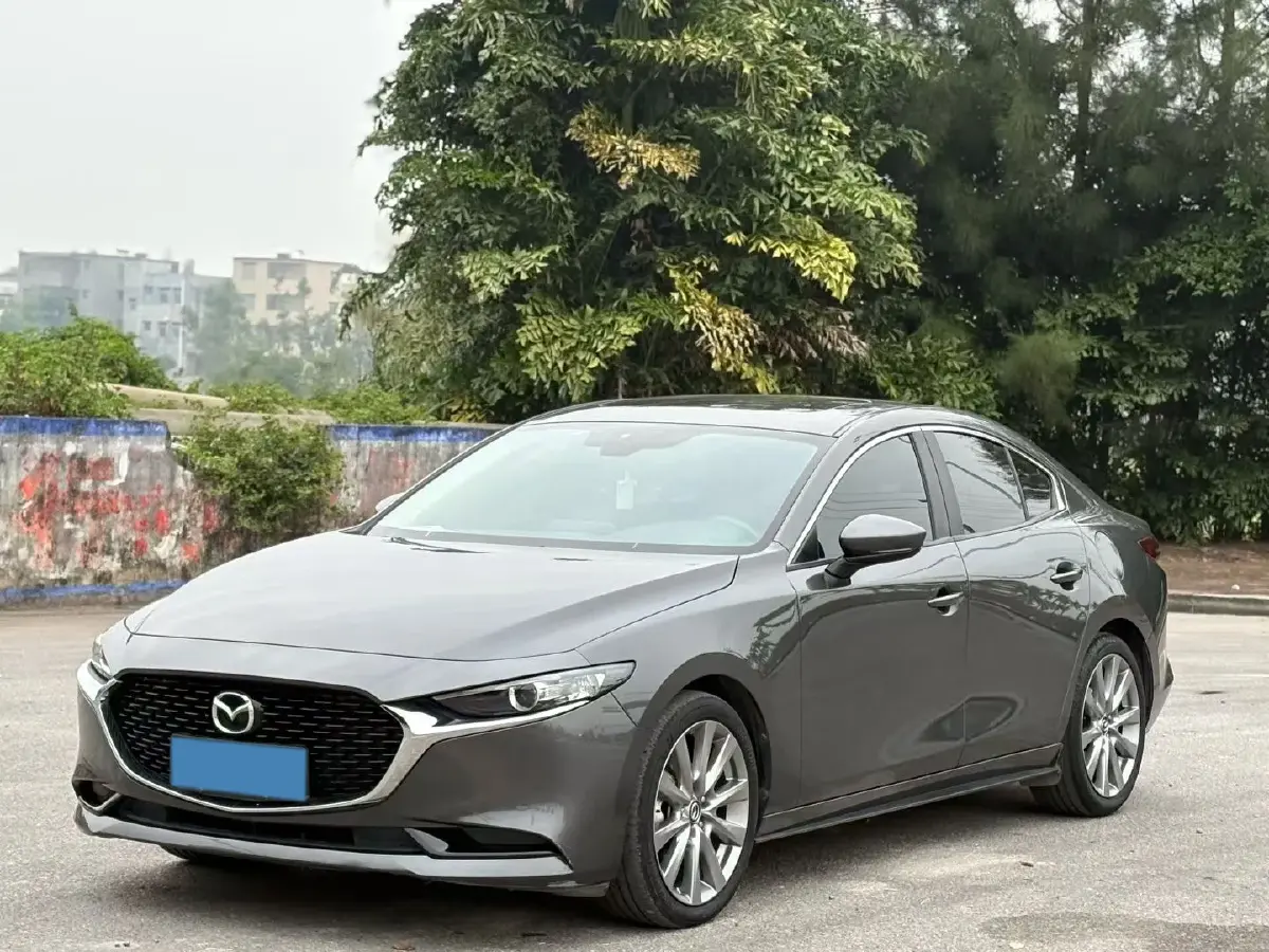 2020 Mazda 3 Axela 2.0L 158HP L4 6AT