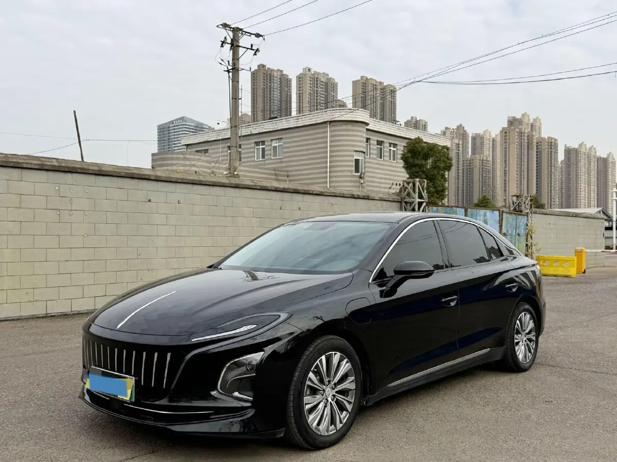2024 HongQi E-QM5 BEV 60KWH