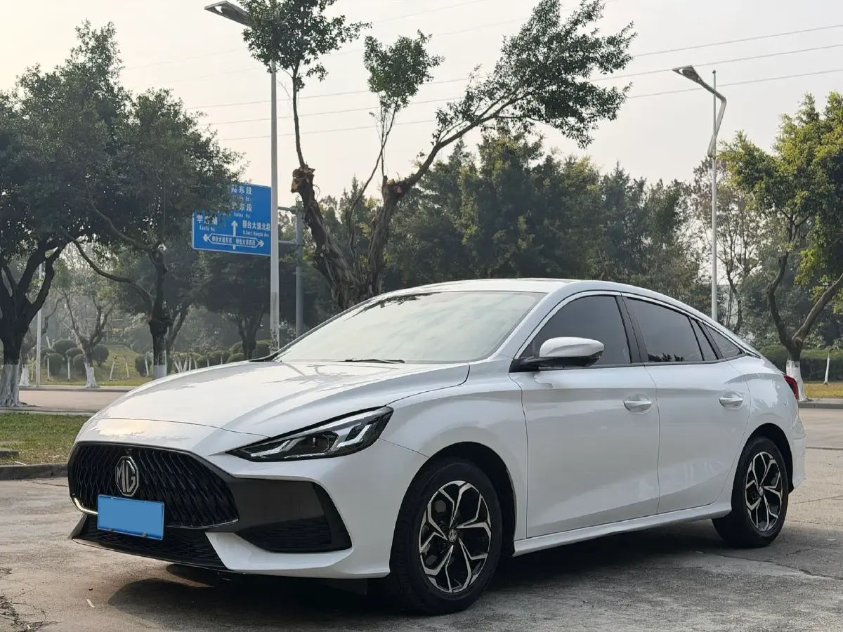 2023 MG 5 1.5L 129HP L4 CVT