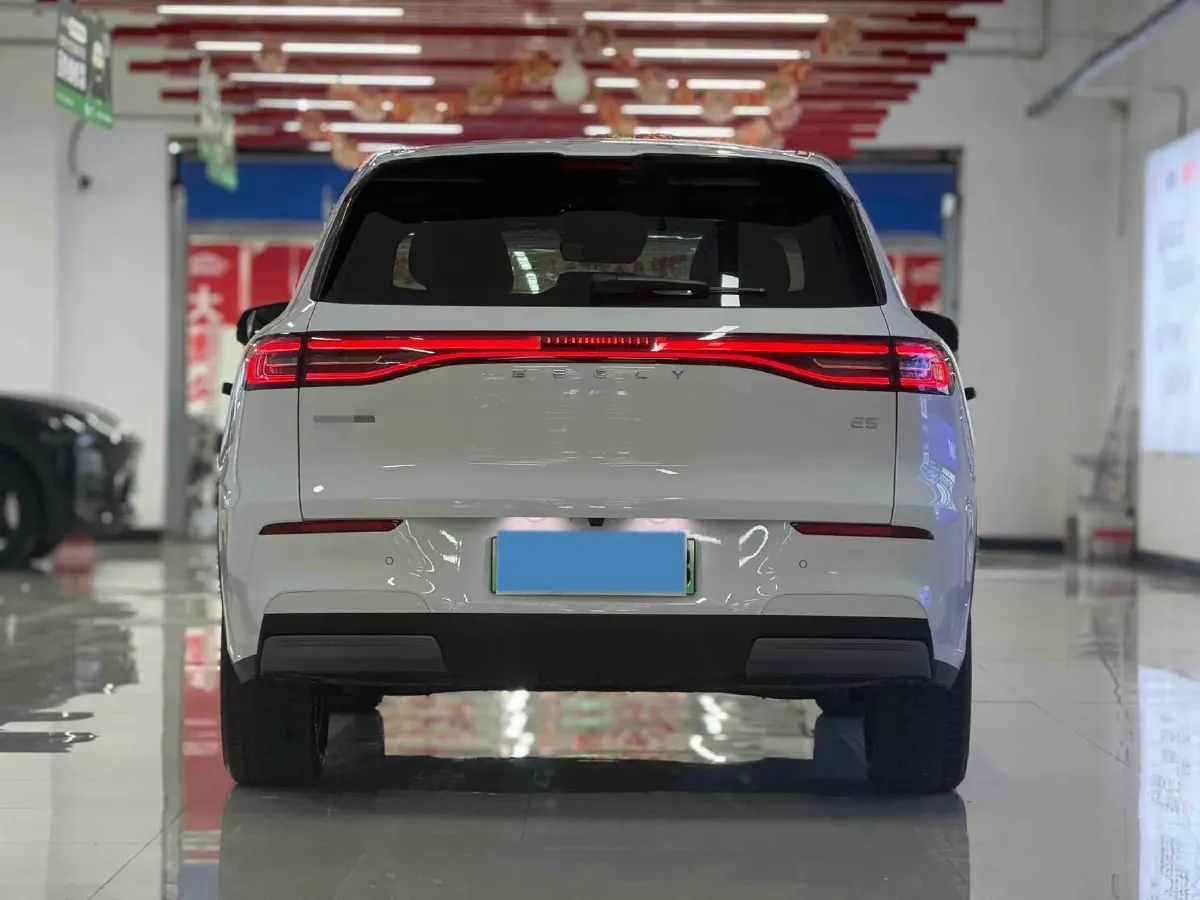 2024 LanDian E5 1.5L 110HP L4 E-CVT PHEV 17.52KWH,autocango,china used car exporter,china ev exporter,chinese used car exporter,chinese used ev exporter