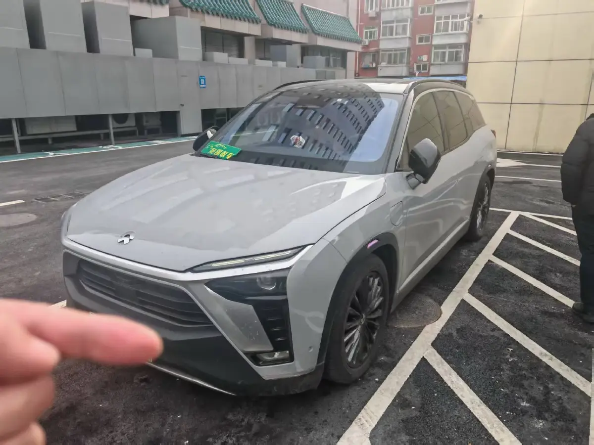 2020 NIO ES8 BEV 70KWH