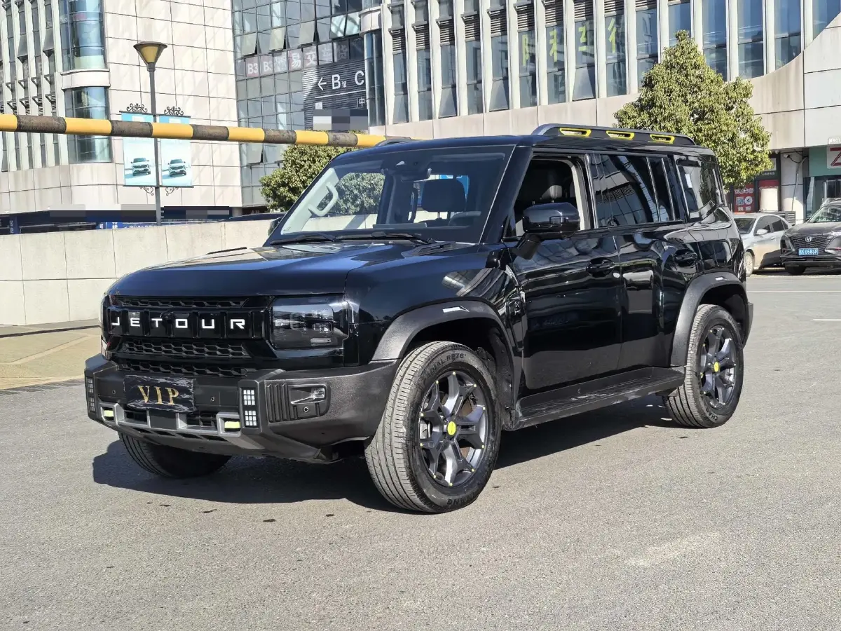 2023 Jetour Traveller 2.0T 254HP L4 7DCT