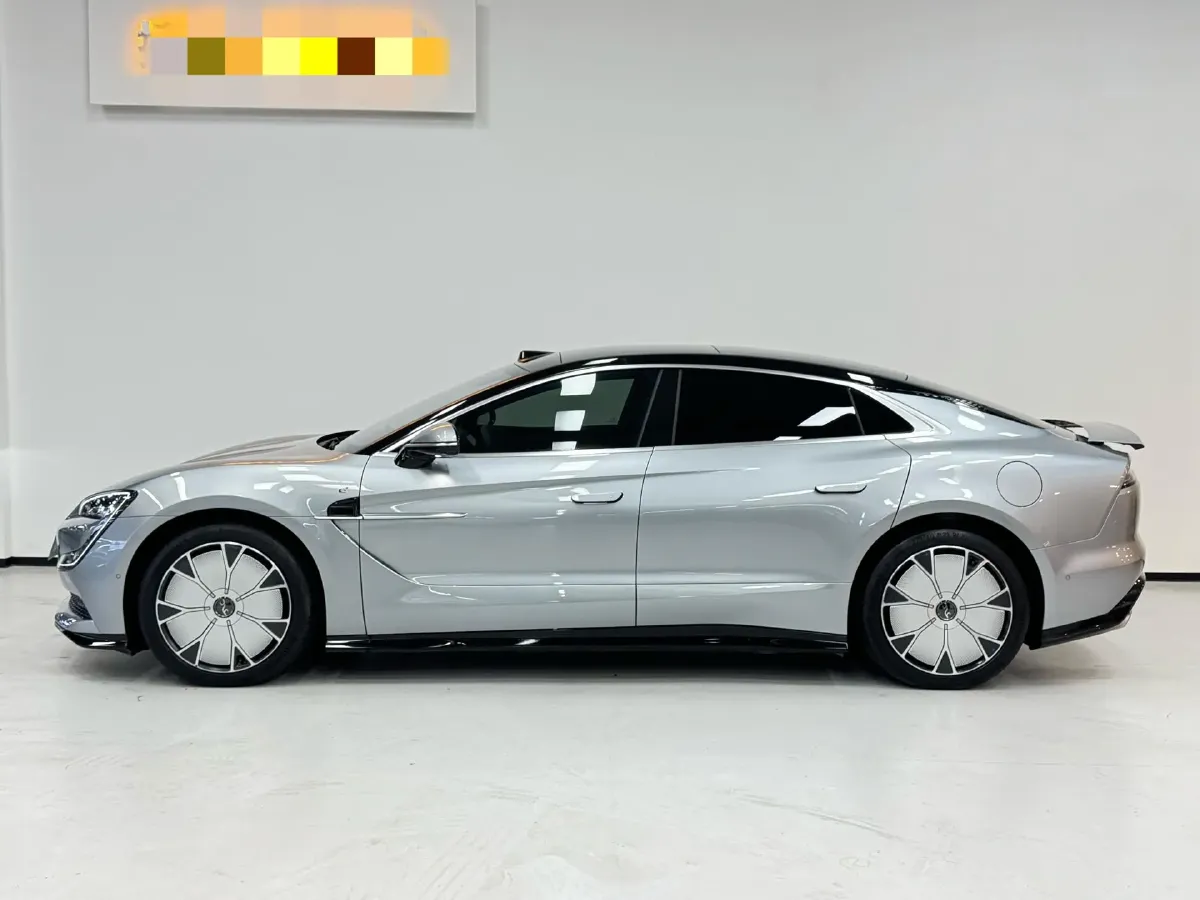 2025 YangWang U7 BEV 135.5KWH,autocango,china used car exporter,china ev exporter,chinese used car exporter,chinese used ev exporter