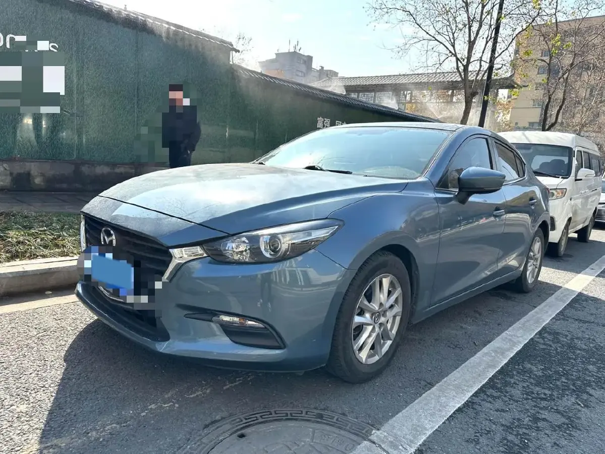 2017 Mazda 3 Axela 1.5L 117HP L4 6AT