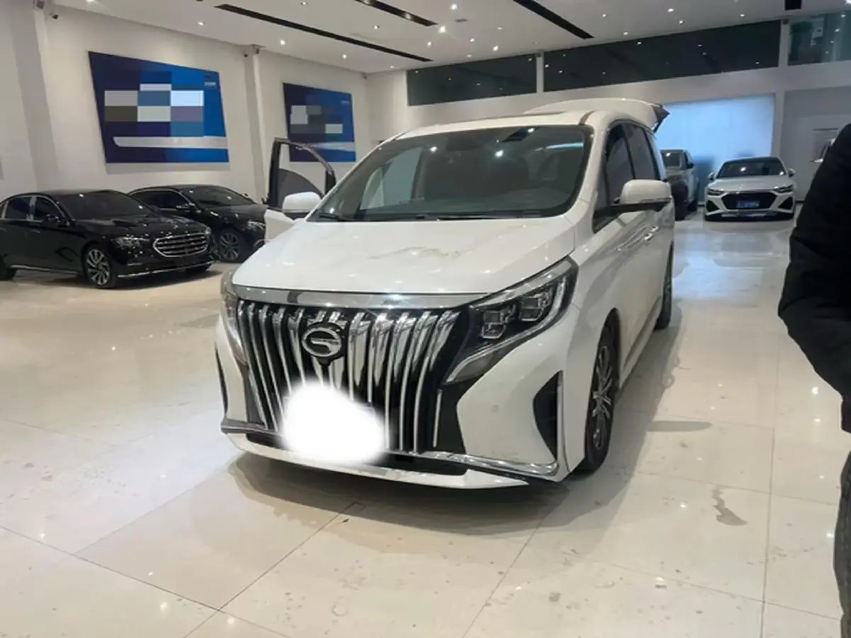 2021 GAC Trumpchi M8 2.0T 252HP L4 8AT