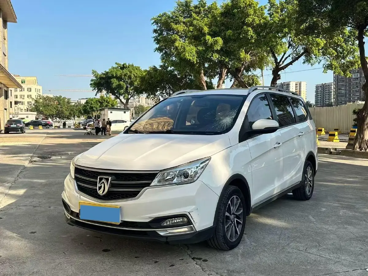2019 BaoJun 730 1.5T 147HP L4 CVT