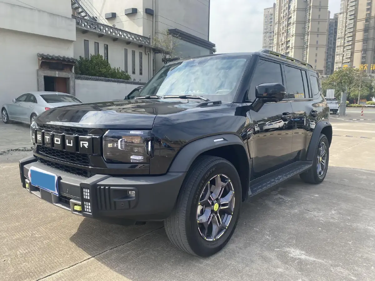 2023 Jetour Traveller 2.0T 254HP L4 8AT