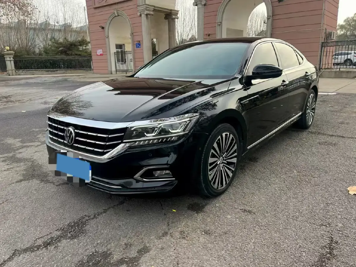 2020 Volkswagen Passat 2.0T 186HP L4 7DCT