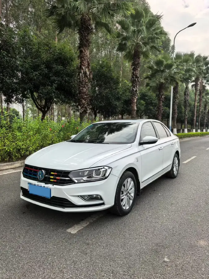 2018 Volkswagen Bora 1.5L 110HP L4 5MT