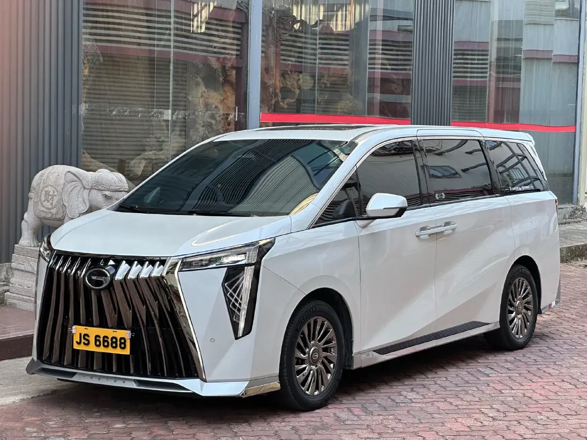 2023 GAC Trumpchi M8 2.0T 252HP L4 8AT