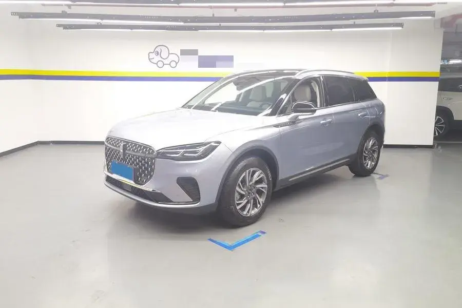 2023 Lincoln Corsair 2.0T 261HP L4 8AT