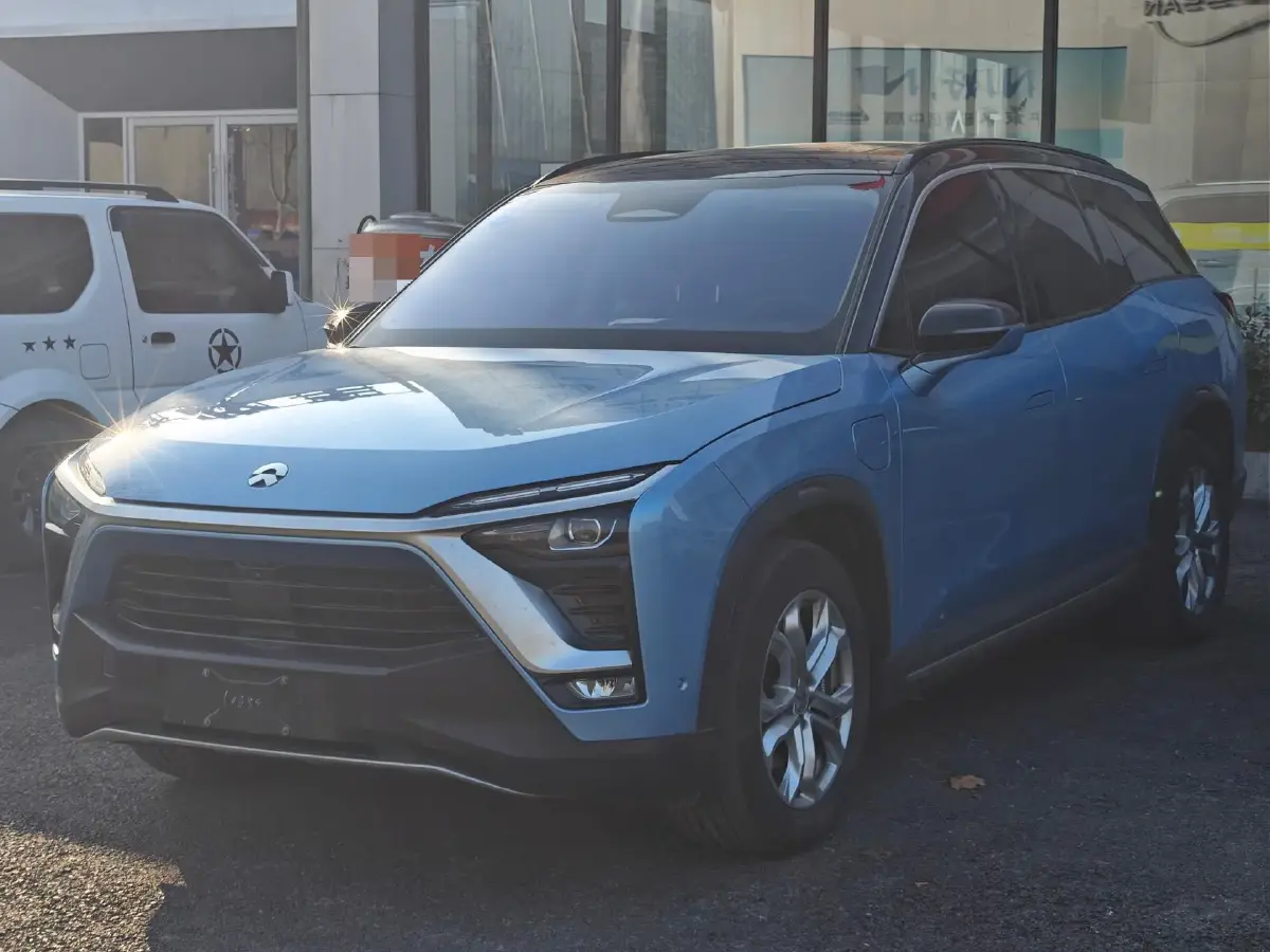 2018 NIO ES8 BEV 70KWH