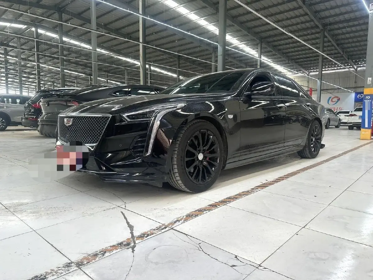 2022 Cadillac CT6 2.0T 237HP L4 10AT