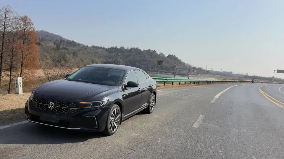 2022 Xpeng P7 BEV 60.2KWH