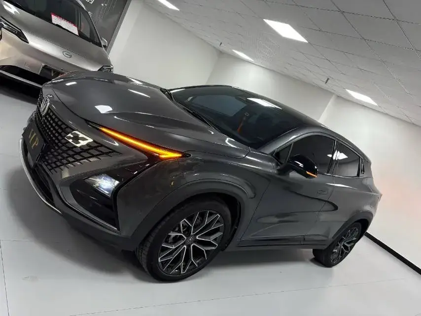 2022 ChangAn UNI-T 1.5T 188HP L4 7DCT