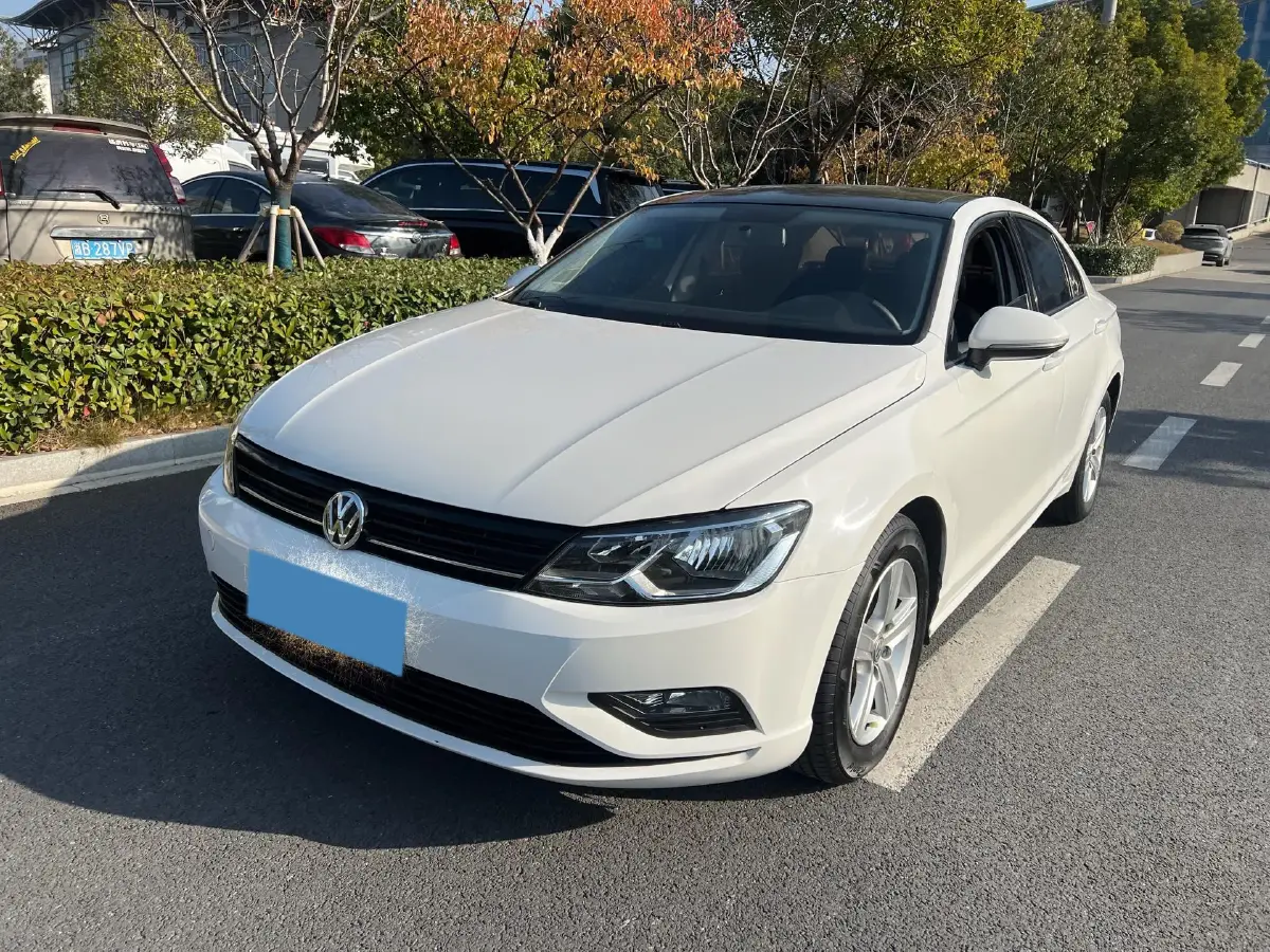 2018 Volkswagen Lamando 1.4T 131HP L4 7DCT