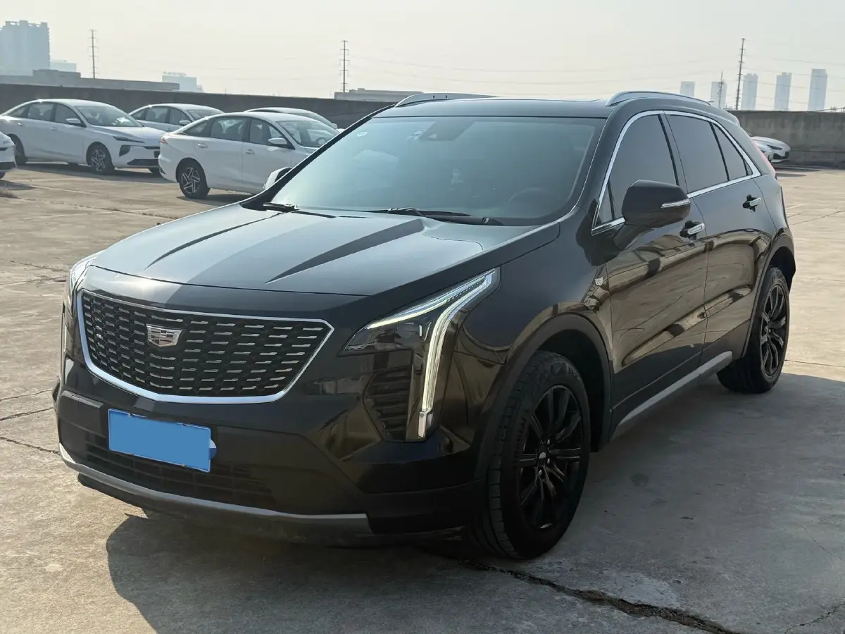 2022 Cadillac XT4 2.0T 237HP L4 9AT