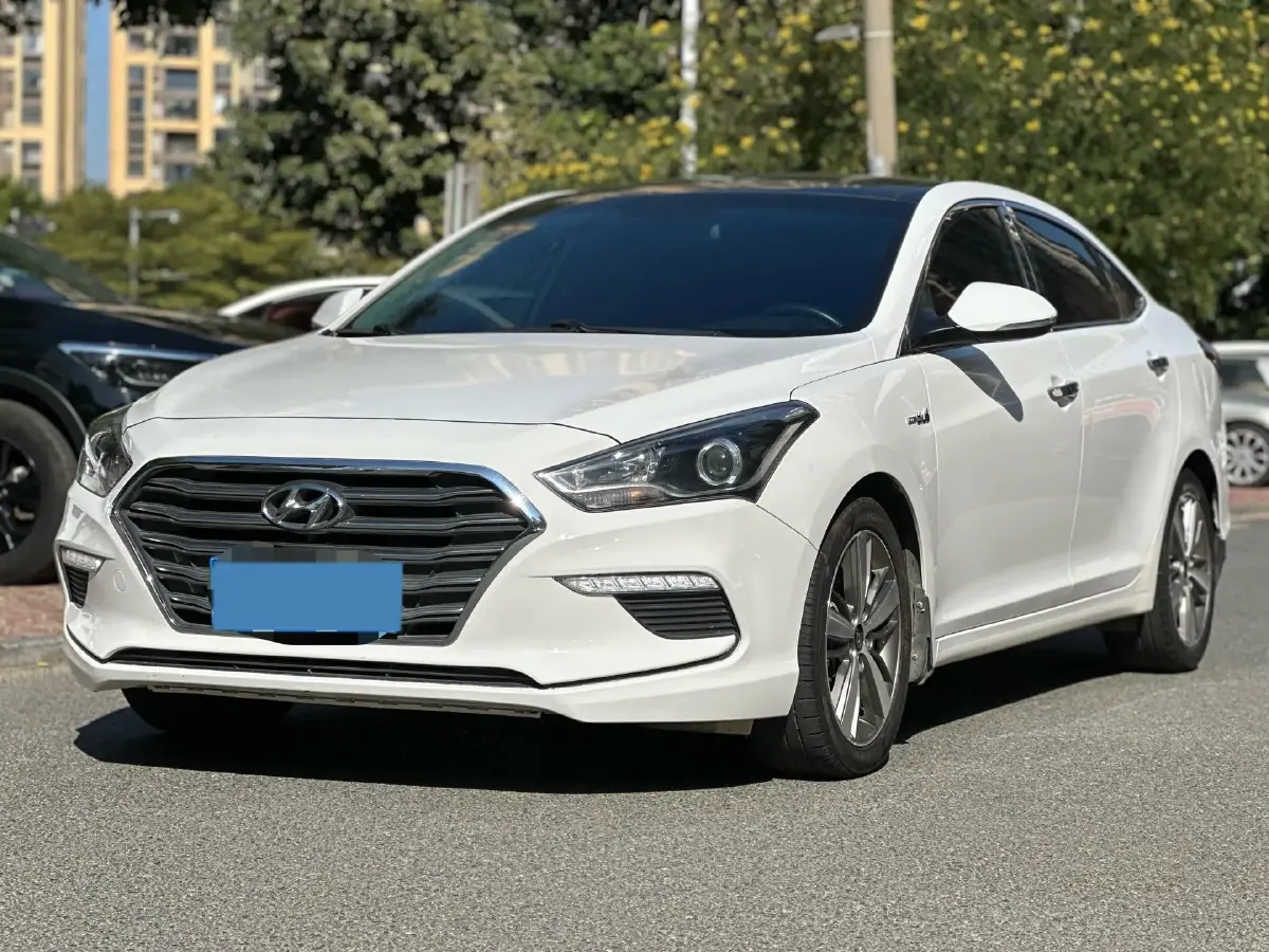 2017 Hyundai Mistra 1.6T 175HP L4 7DCT