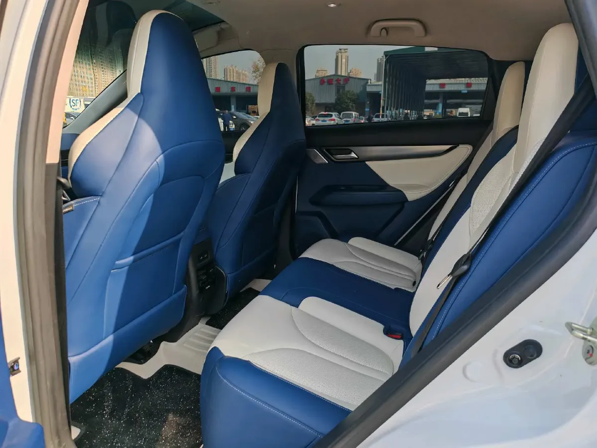 2021 JAC Refine L6 MAX 2.0T 184HP L4 6DCT,autocango,china used car exporter,china ev exporter,chinese used car exporter,chinese used ev exporter