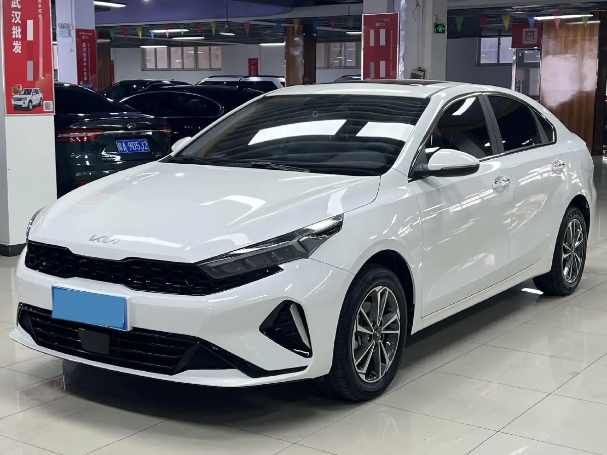 2023 Kia K3 1.5L 115HP L4 CVT