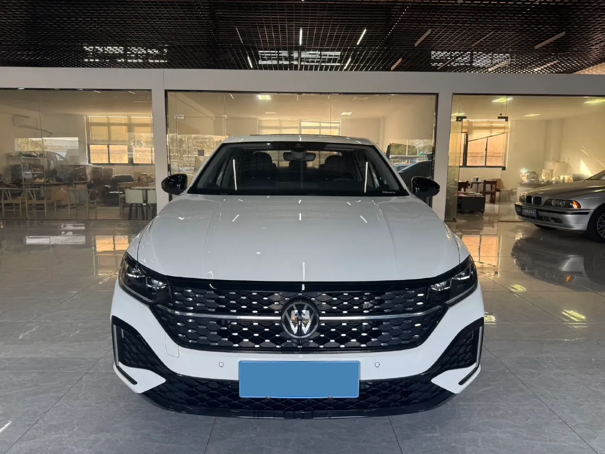 2024 Volkswagen Lavida 1.5T 160HP L4 7DCT,autocango,china used car exporter,china ev exporter,chinese used car exporter,chinese used ev exporter