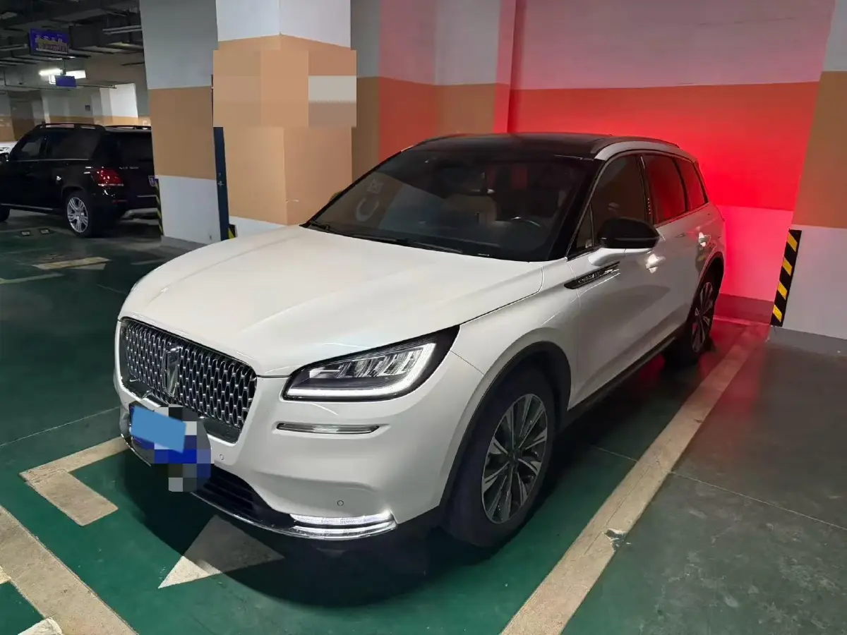 2022 Lincoln Corsair 2.0T 245HP L4 8AT