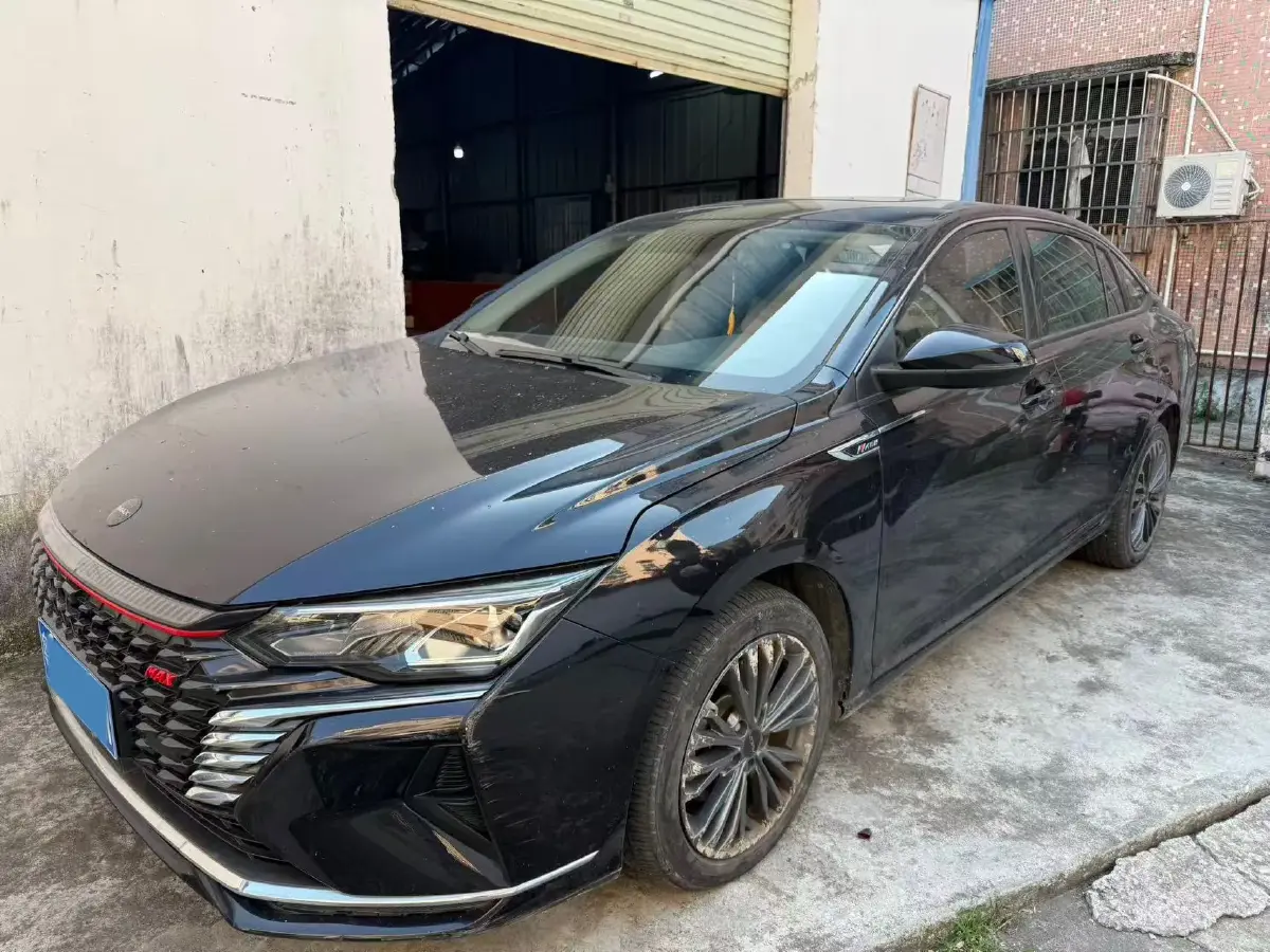 2023 DongFeng Aeolus YiXuan MAX 1.5T 163HP L4 E-CVT Hybrid