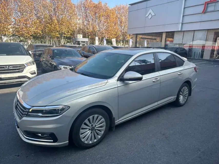 2021 Volkswagen Lavida 1.5L 113HP L4 6AT