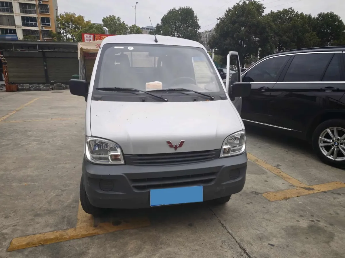 2023 WuLing ZhiGuang Mini Truck 1.5L 102HP L4 5MT,autocango,china used car exporter,china ev exporter,chinese used car exporter,chinese used ev exporter