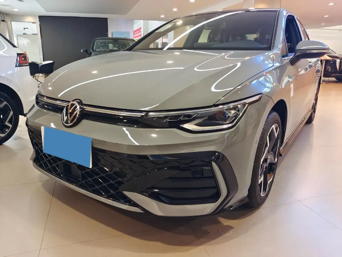 2025 Volkswagen Golf 1.5T 160HP L4 7DCT