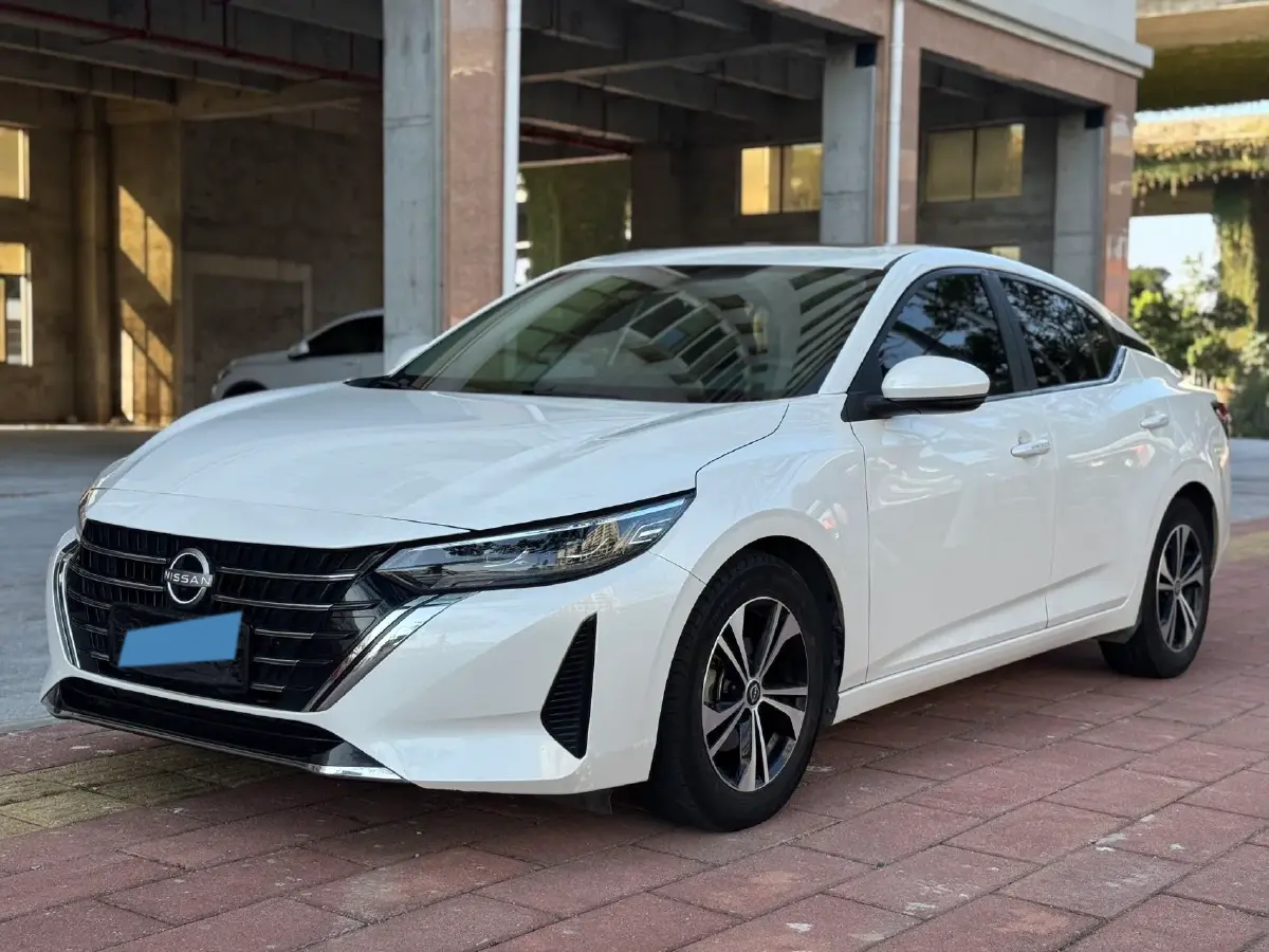 2023 Nissan Sylphy 1.6L 135HP L4 CVT